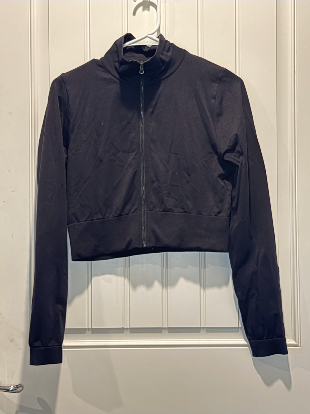 Women's Black Zip-Front Crop Jacket